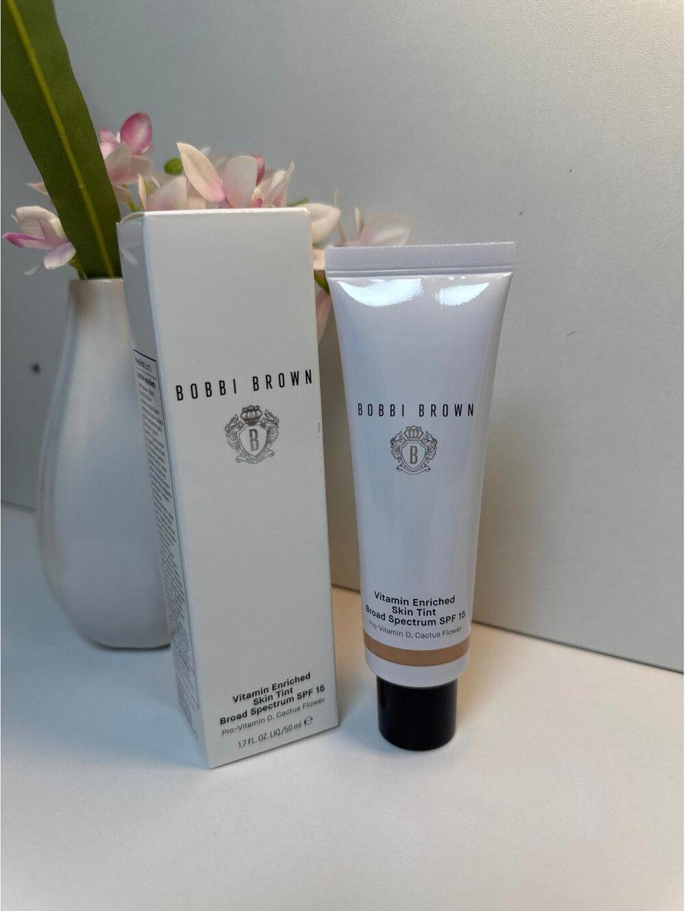 NEW BOBBI BROWN-Medium 1 Vitamin Enriched Skin Tinted Moisturizer SPF 15